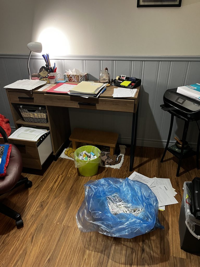 My desk space - stress free moving tips
